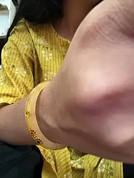 Snapshot of modelnishu chatting on 03.07.26 modelnishu online show from 03.07.26