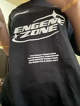 Snapshot of modelnishu chatting on 03.18.26 modelnishu online show from 03.18.26