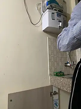 Snapshot of modelnishu chatting on 03.19.26 modelnishu online show from 03.19.26