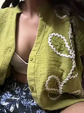 Snapshot of modelnishu chatting on 05.04.26 modelnishu online show from 05.04.26