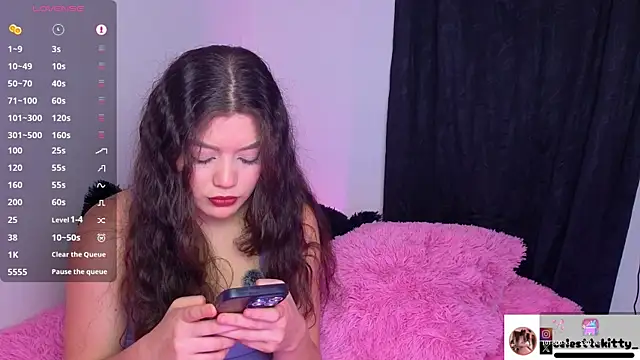 celestte evans 1 online show from 10.18.25