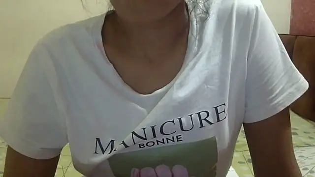 Snapshot of SONIYA_47 chatting on 04.25.26 SONIYA 47 online show from 04.25.26