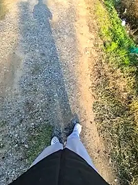 starvingo2002 online show from 10.28.25