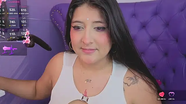 Snapshot of megann__up chatting on 05.17.26 megann up online show from 05.17.26