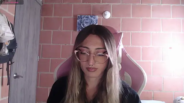 Andrea camilaaa online show from 02.03.26