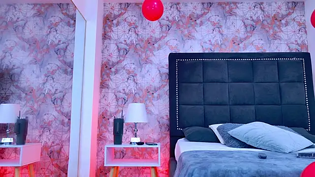 Snapshot of Angelique_Angell chatting on 02.17.26 Angelique Angell online show from 02.17.26