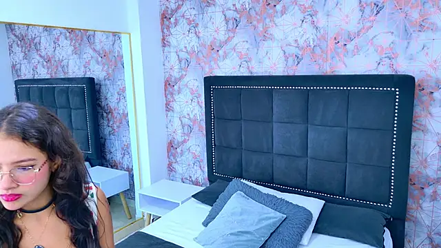 Snapshot of Angelique_Angell chatting on 03.03.26 Angelique Angell online show from 03.03.26