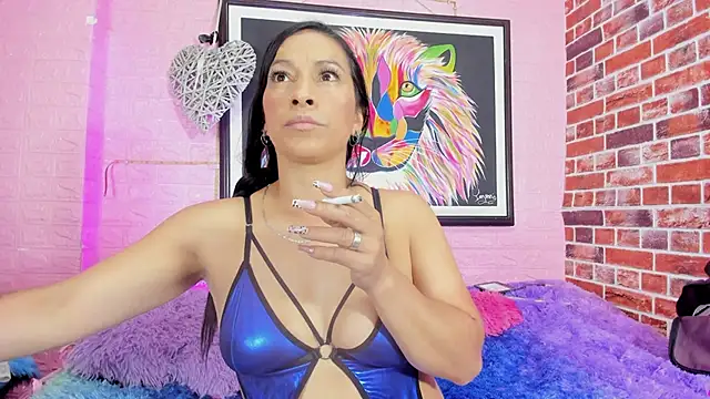 Snapshot of aliaandadara chatting on 02.27.26 aliaandadara online show from 02.27.26