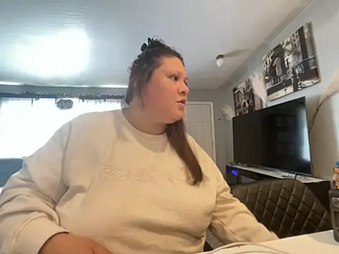 Snapshot of JizzyJazzunleashed chatting on 09.08.25 JizzyJazzunleashed online show from 09.08.25