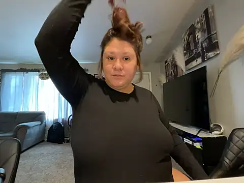 Snapshot of JizzyJazzunleashed chatting on 09.15.25 JizzyJazzunleashed online show from 09.15.25