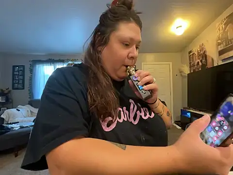 Snapshot of JizzyJazzunleashed chatting on 10.22.25 JizzyJazzunleashed online show from 10.22.25