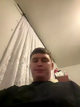 Snapshot of Sosisonchik chatting on 11.29.25 Sosisonchik online show from 11.29.25