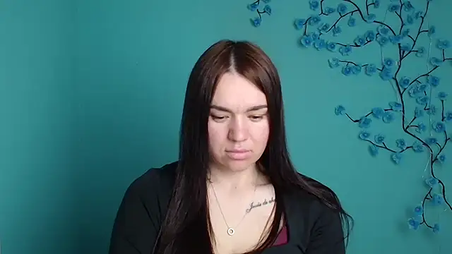Lola Saymyname online show from 05.10.26