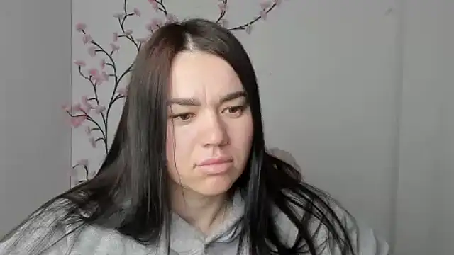 Lola Saymyname online show from 05.16.26