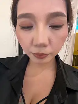 Dujuan-d online show from 10.11.25