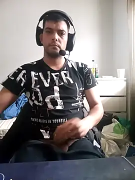 Snapshot of ghostfu1996 chatting on 04.14.26 ghostfu1996 online show from 04.14.26