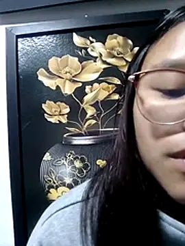 SofieLove 01 online show from 12.22.25