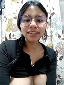 SofieLove 01 online show from 03.13.26