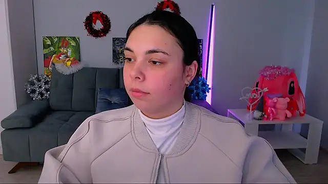 queenofthesense  online show from 12.04.25