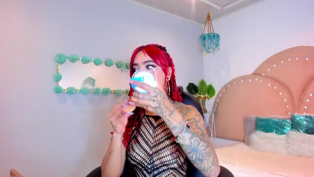 salem rose online show from 10.13.25