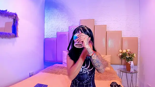 salem rose online show from 10.23.25