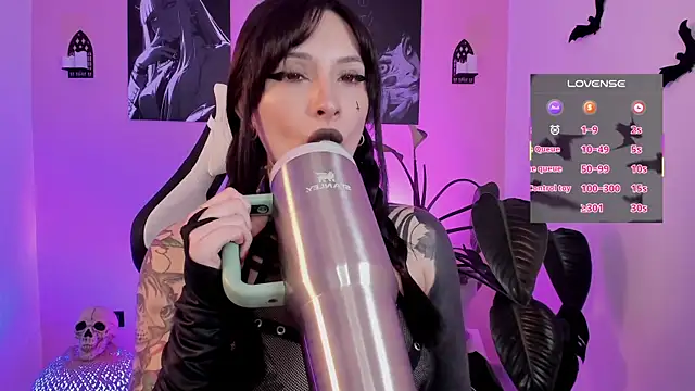 VelvetVampiree online show from 09.24.25