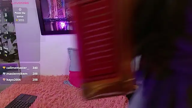 hellenngp online show from 11.22.25