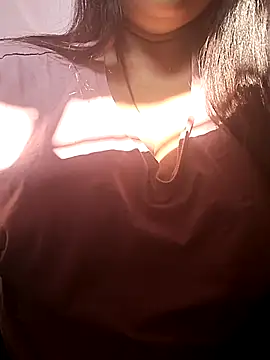 Snapshot of your-cute-baby chatting on 11.15.25 your-cute-baby online show from 11.15.25