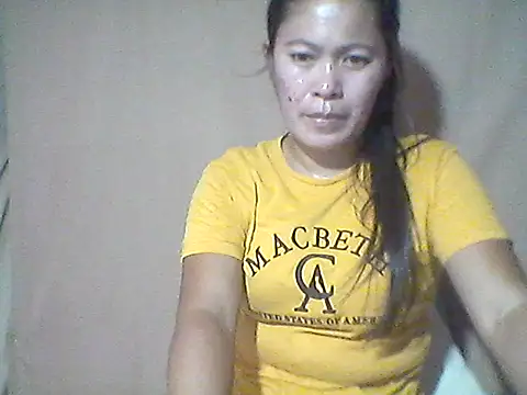 Snapshot of 66pineapple chatting on 02.26.26 66pineapple online show from 02.26.26