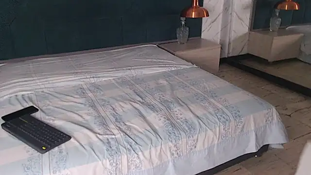 shule7 online show from 11.10.25