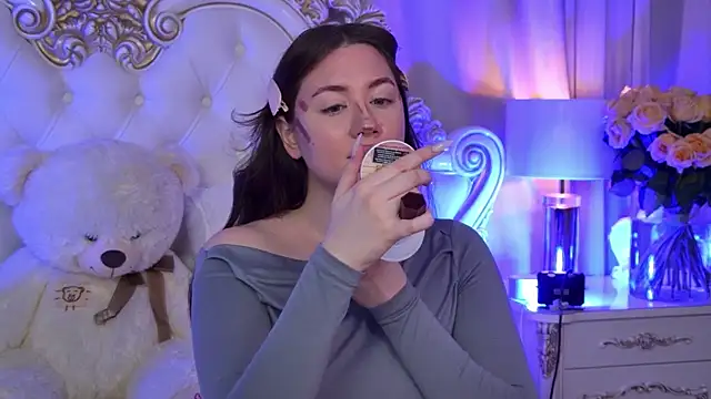 MeganStrain online show from 02.18.26