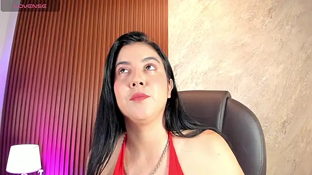  Cris Spicy  online show from 10.24.25