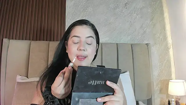 Snapshot of _Cris_Spicy_ chatting on 05.16.26 Cris Spicy online show from 05.16.26