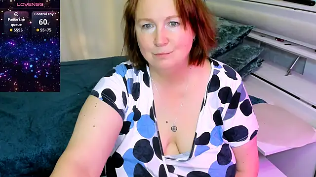 Snapshot of WifeyXRated chatting on 07.07.26 WifeyXRated online show from 07.07.26