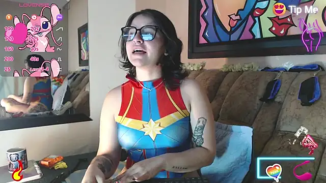 Snapshot of miss_tatta chatting on 10.10.25 miss tatta online show from 10.10.25