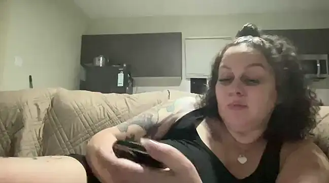 Snapshot of number1slut chatting on 02.05.25 number1slut online show from 02.05.25