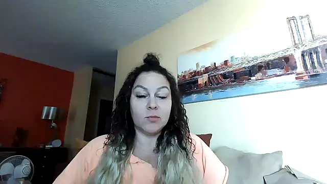 Snapshot of number1slut chatting on 02.13.25 number1slut online show from 02.13.25
