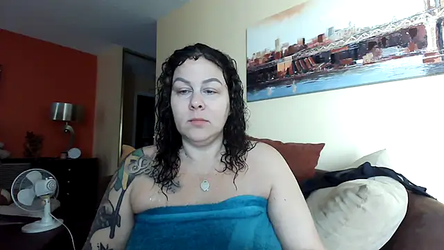Snapshot of number1slut chatting on 03.14.25 number1slut online show from 03.14.25