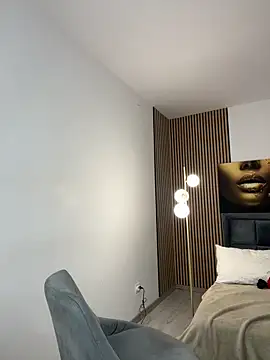 Snapshot of BarbaraXoXoX chatting on 12.17.25 BarbaraXoXoX online show from 12.17.25