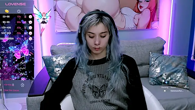 SophieAsh online show from 10.18.25