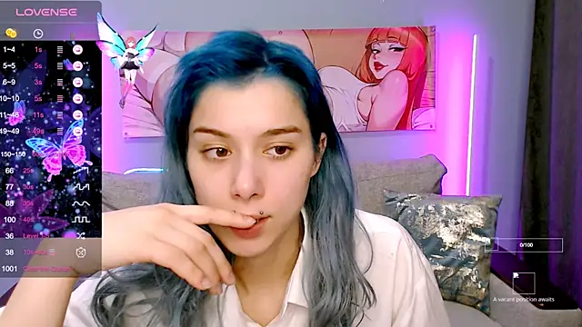 SophieAsh online show from 10.21.25