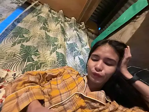 Snapshot of asya_chris chatting on 02.22.26 asya chris online show from 02.22.26