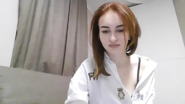 Requellia online show from 11.09.25