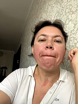 Kiravix online show from 11.03.25