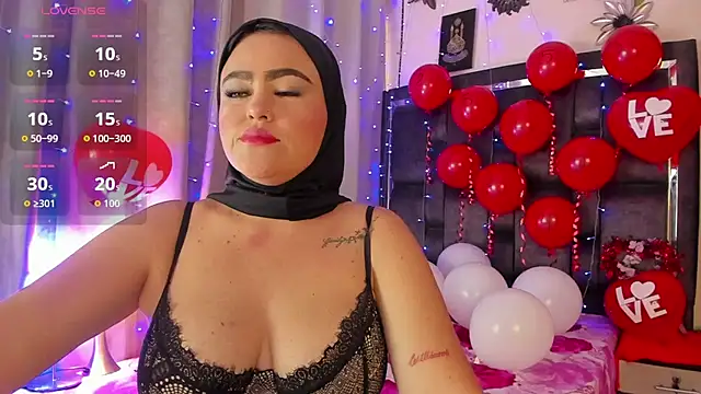 Snapshot of MarianFadel chatting on 02.14.26 MarianFadel online show from 02.14.26