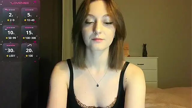 white liillyy online show from 02.22.26