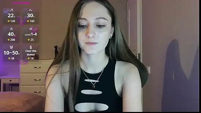 Snapshot of white_liillyy chatting on 07.08.26 white liillyy online show from 07.08.26