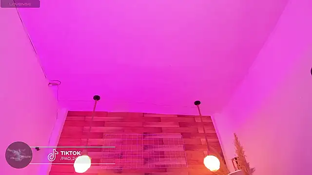 Snapshot of Emily_brown04 chatting on 03.13.26 Emily brown04 online show from 03.13.26