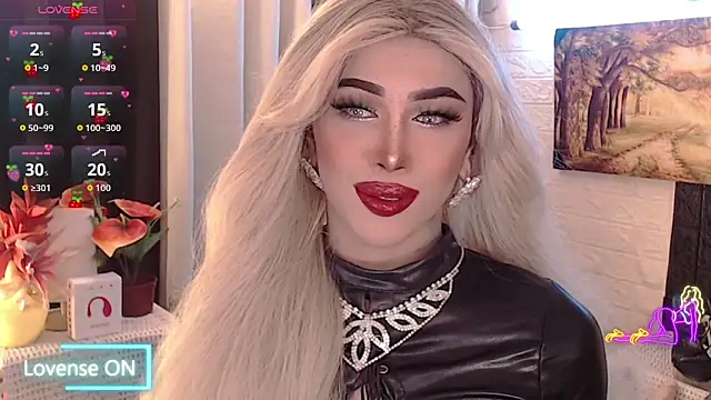 Snapshot of Your_valentina_goddess chatting on 09.24.25 Your valentina goddess online show from 09.24.25
