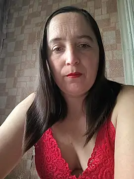 Snapshot of EvelinCutex chatting on 10.16.25 EvelinCutex online show from 10.16.25